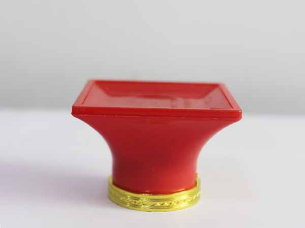 一斤塑料酒盖SLJG-005